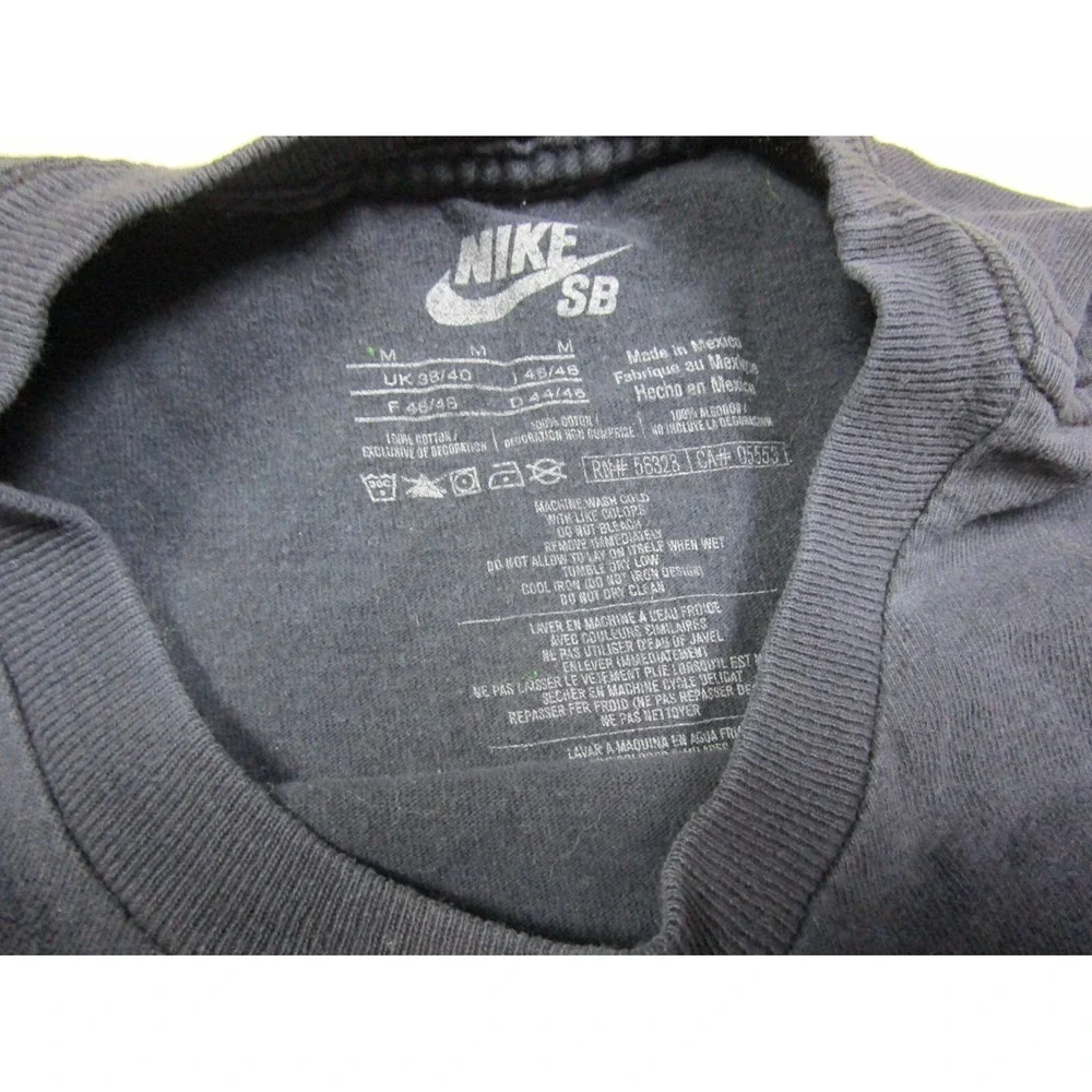 Nike SB Y2K T-Shirt Size (M) Omar Salazar‎ Skateboard Portrait Broken Arm 2010